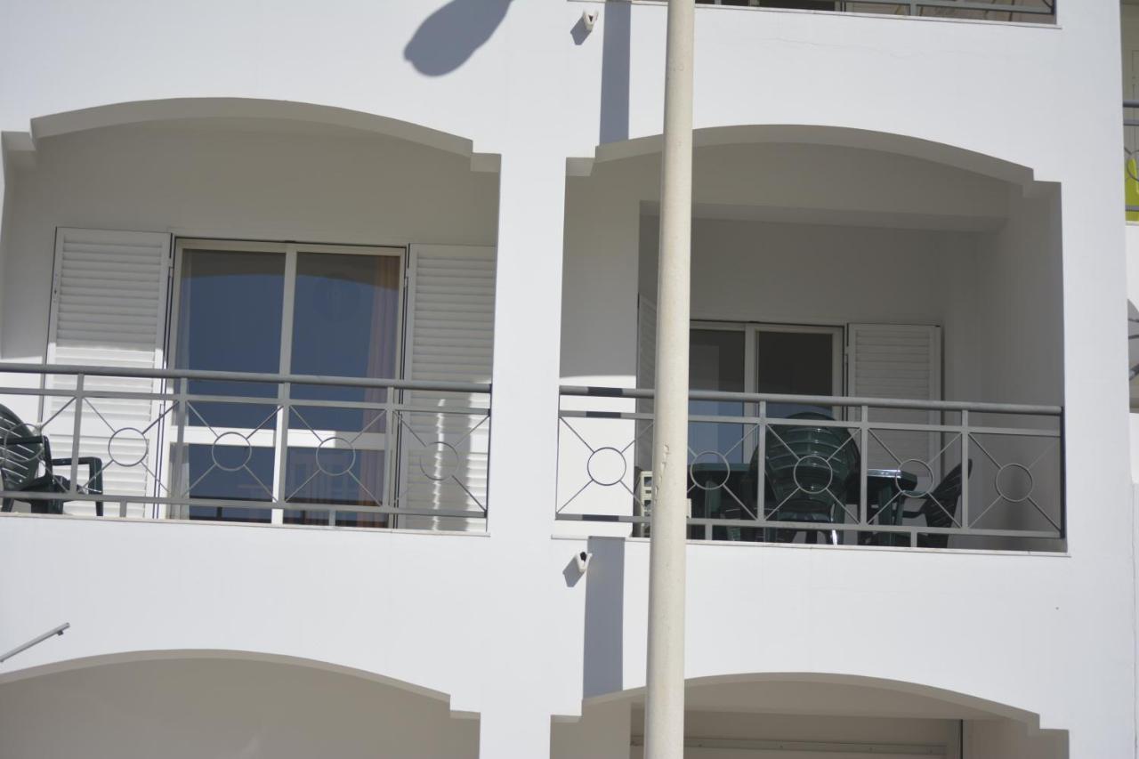 Apartamento Azul Quarteira Dış mekan fotoğraf